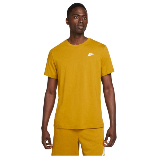 Nike Ανδρική κοντομάνικη μπλούζα Sportswear Club Nike Ανδρική κοντομάνικη μπλούζα Sportswear Club